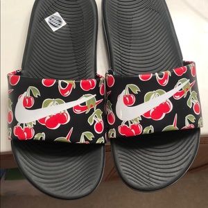 Nike slides